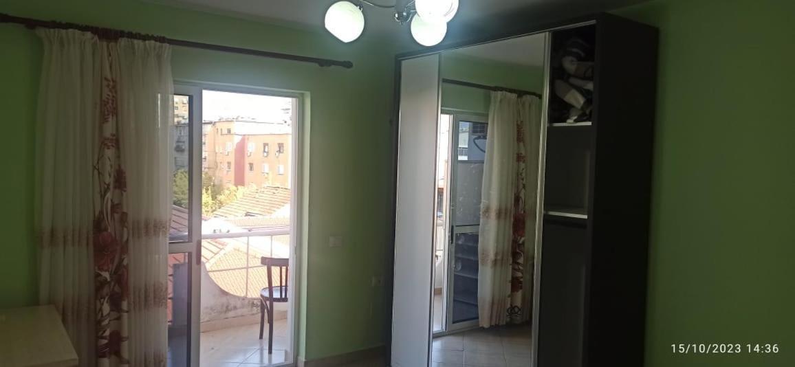 Royal 3 Hostel Tirana Exteriér fotografie